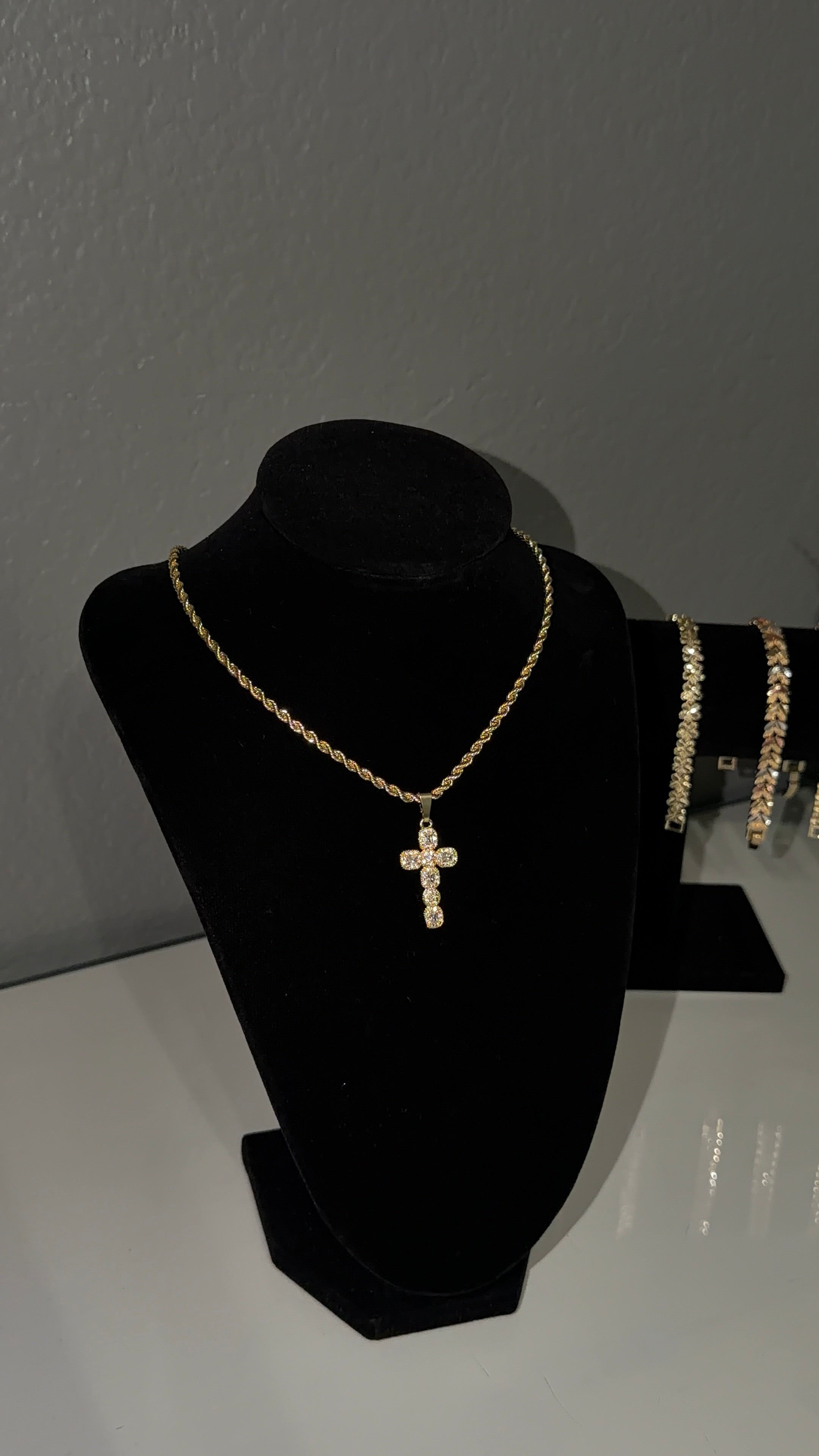 Pretty Faith Chain