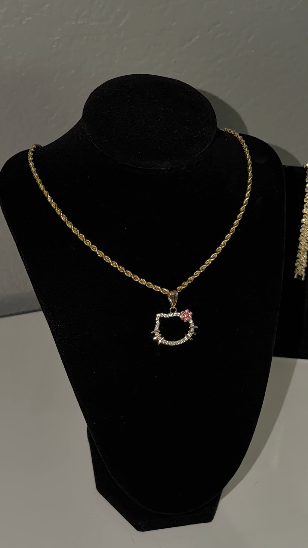 HK Necklace (PINK)