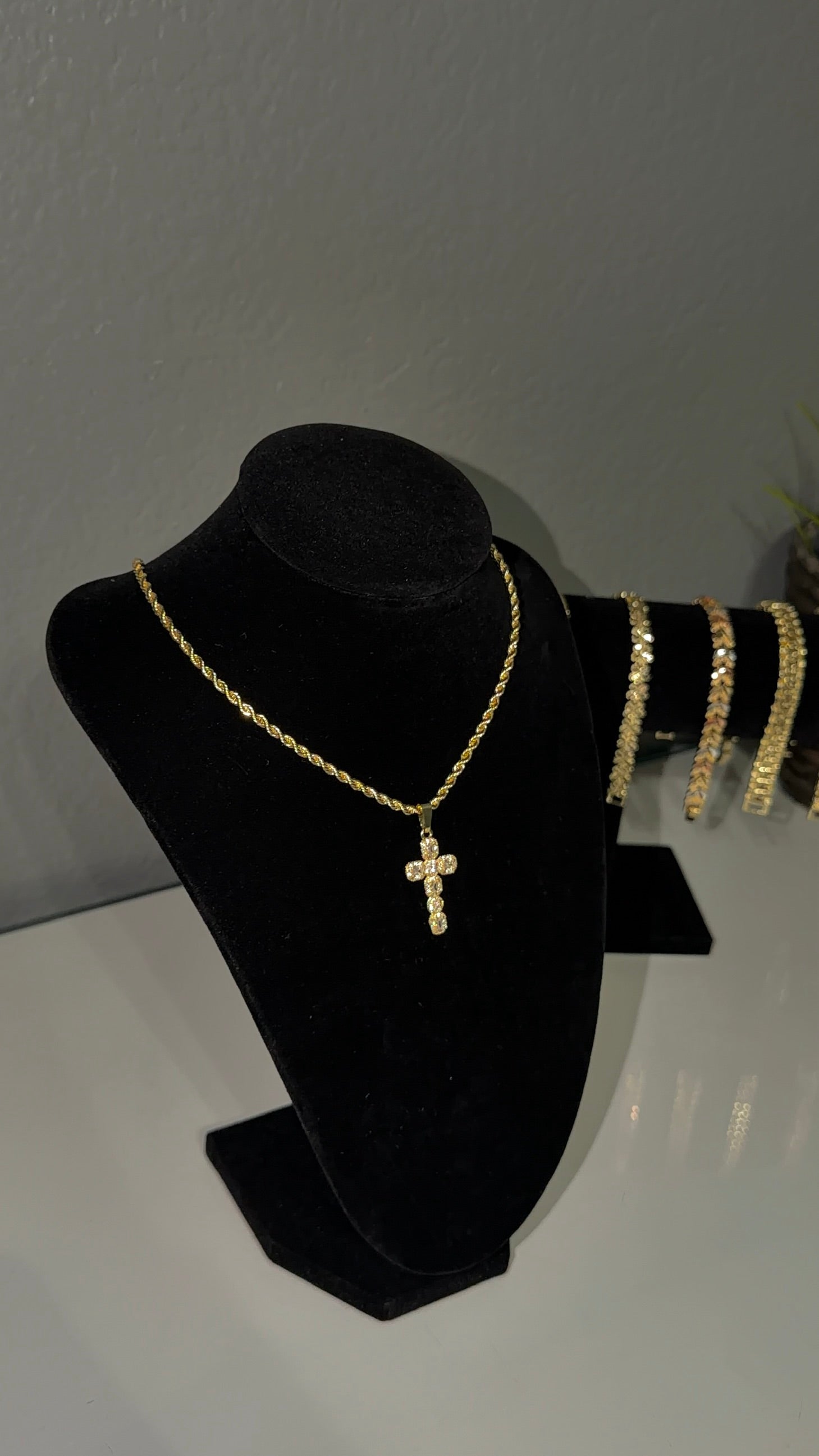 Pretty Faith Chain